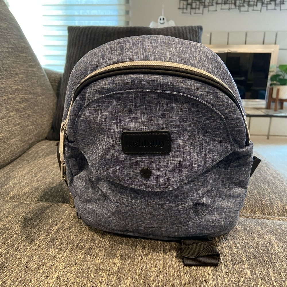 NWOT Tushbaby Hip Carrier in Denim